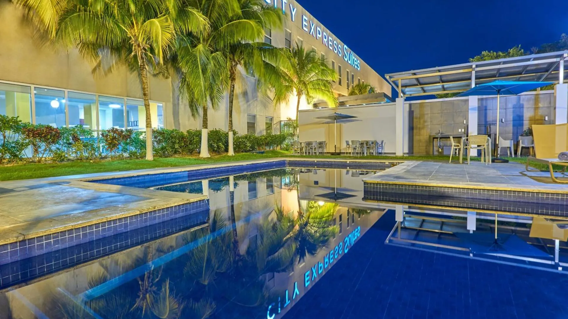 City Express Suites By Marriott Playa Del Carmen 4*,  México