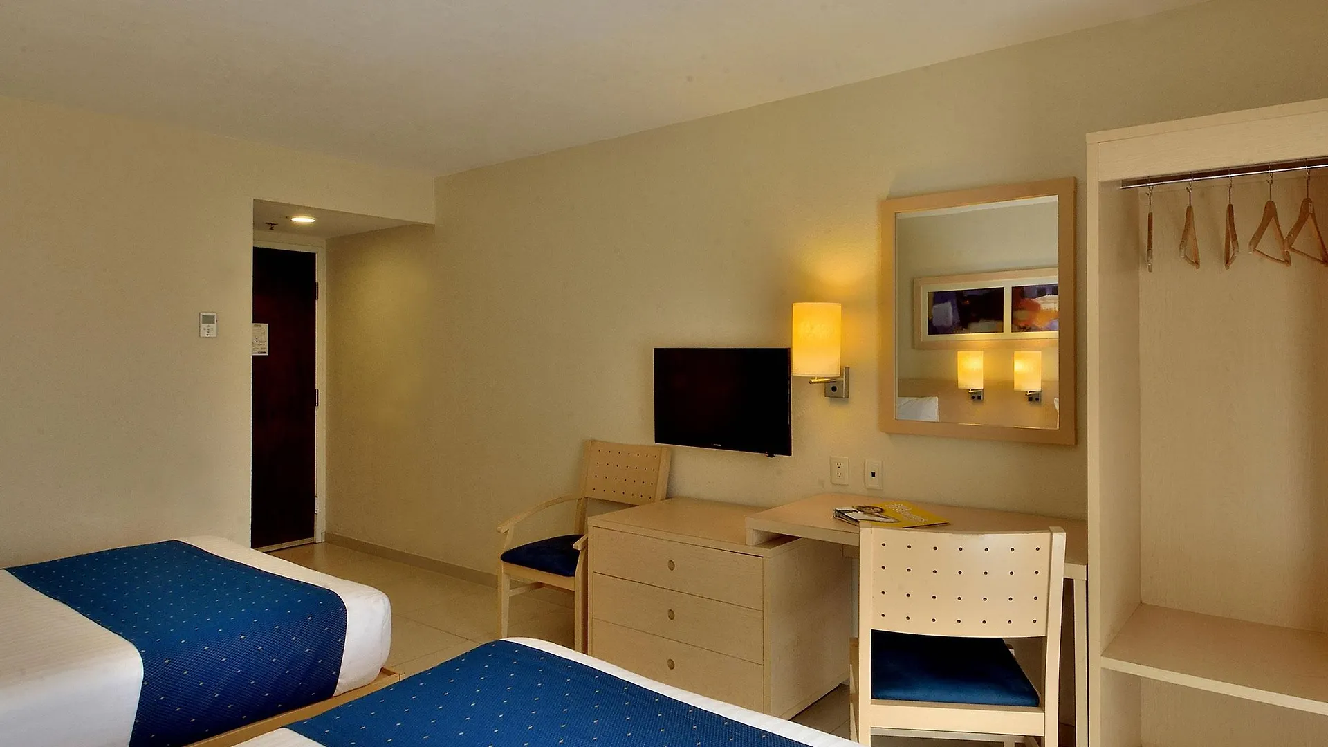City Express Suites By Marriott プレヤデルカーメン 4*,  メキシコ